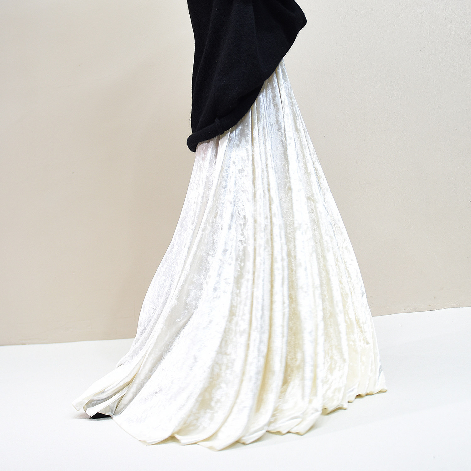 2610 国潮丝绒A字半身裙女长款垂感大摆裙高腰显瘦松紧腰复古风