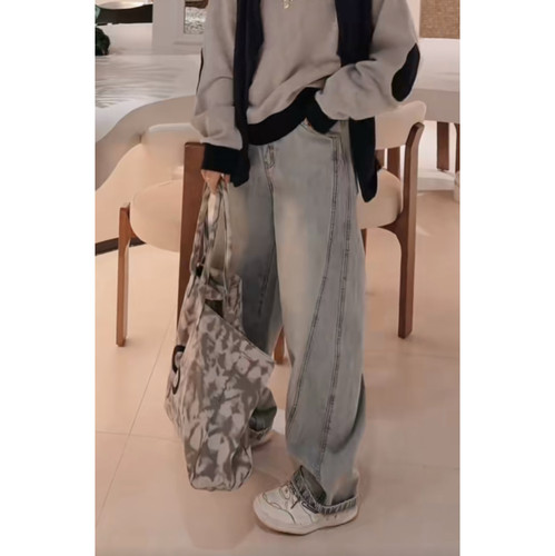 260022-新款百搭时尚弯刀牛仔裤3.27