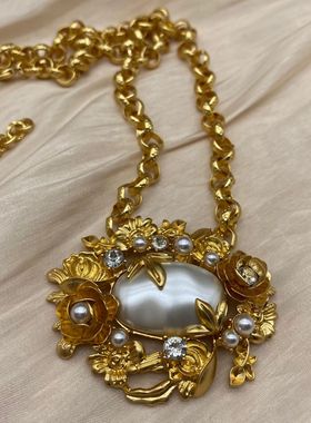 青岛中古vintage花朵套装电镀真金高品质立体花雕珍珠项链套装