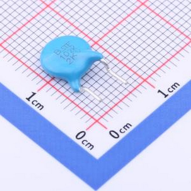 R08B8B102KA5B0S0N0 直插瓷片电容 1nF ±10% 2kV 前后翘 L=3.5