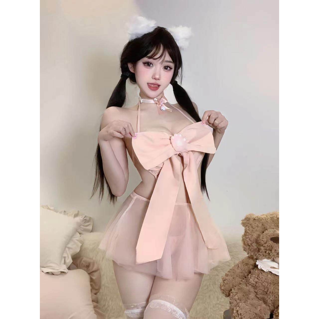 诡计多端的情侣「粉色恋曲」可爱蝴蝶少女纯欲风性感猫女qqny内衣