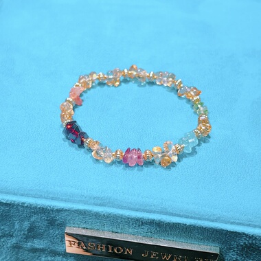 原创设计天然水晶碎石手链