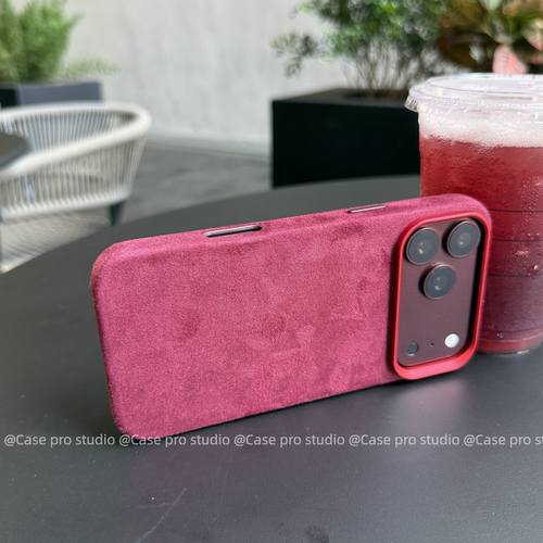 内置磁吸 翻毛皮iPhone18pro max手机壳酒红色适用苹果18pro高端保护套17 promax金属按键16/15新品14