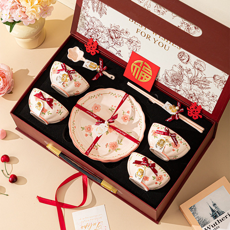 日式高颜值陶瓷碗乔迁新婚礼物高档碗碟套装结婚礼盒套装陶瓷餐具