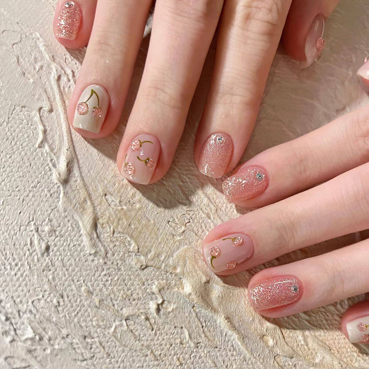 假指甲贴片成品立体樱桃晶小红书跳色夏日穿戴甲定制手工美甲贴片