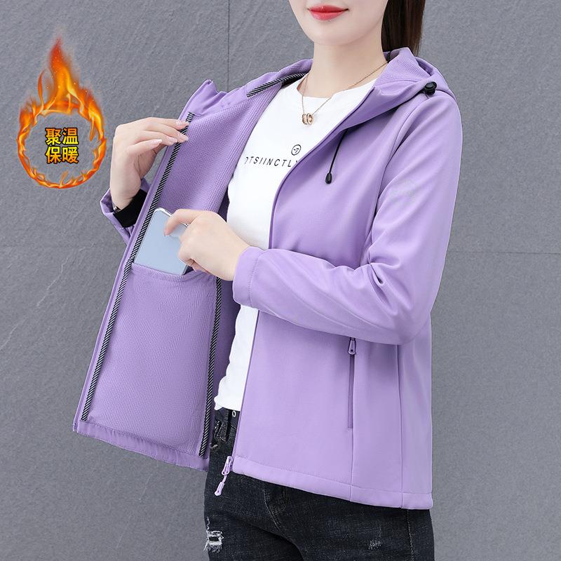 冲锋衣女秋冬2025新款时尚休闲中年妈妈薄绒外套防风保暖上衣跨境