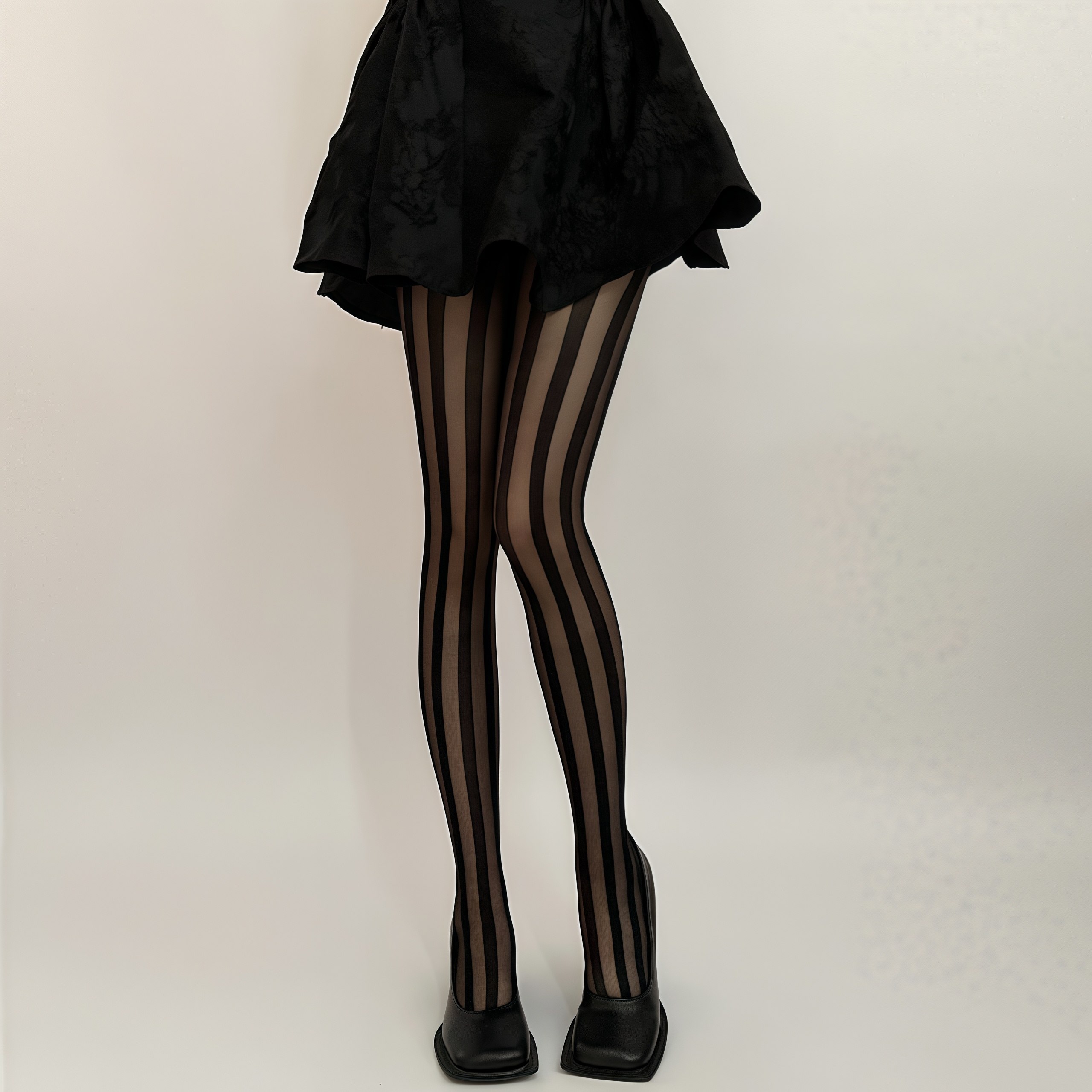 日系y2k黑丝袜女性感竖条纹