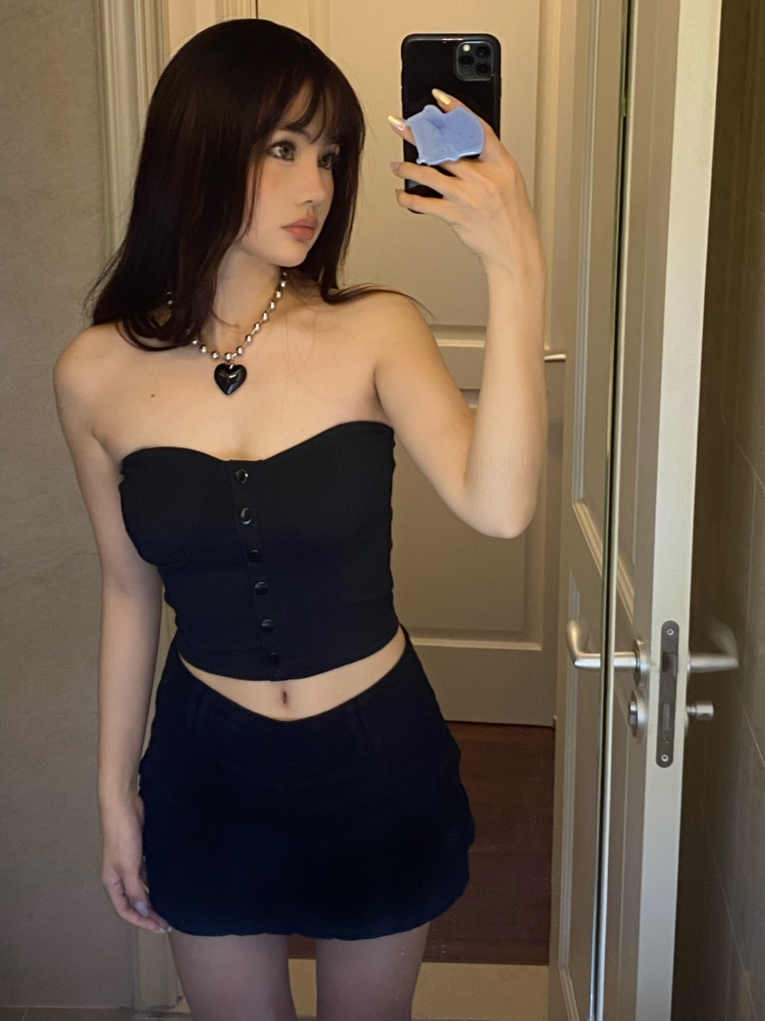 【spicyfairyhood】“甜辣的黑桃”小胸友好！时髦紧身小胸衣look
