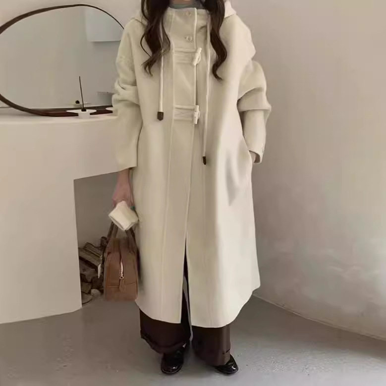 绝代敌蜜秋冬高级感韩版牛角扣连帽长款加厚双面羊毛大衣外套女