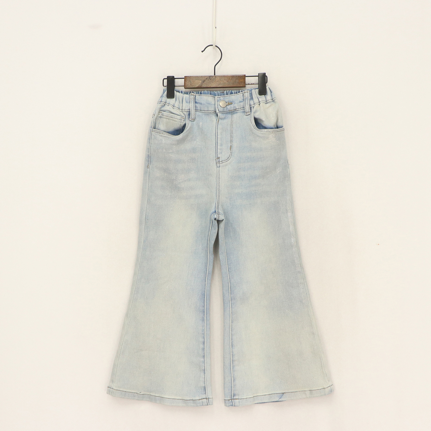 前后银色弹力涂层喇叭牛仔裤