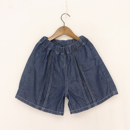 松紧腰褶皱白线莱赛尔宽松短裤