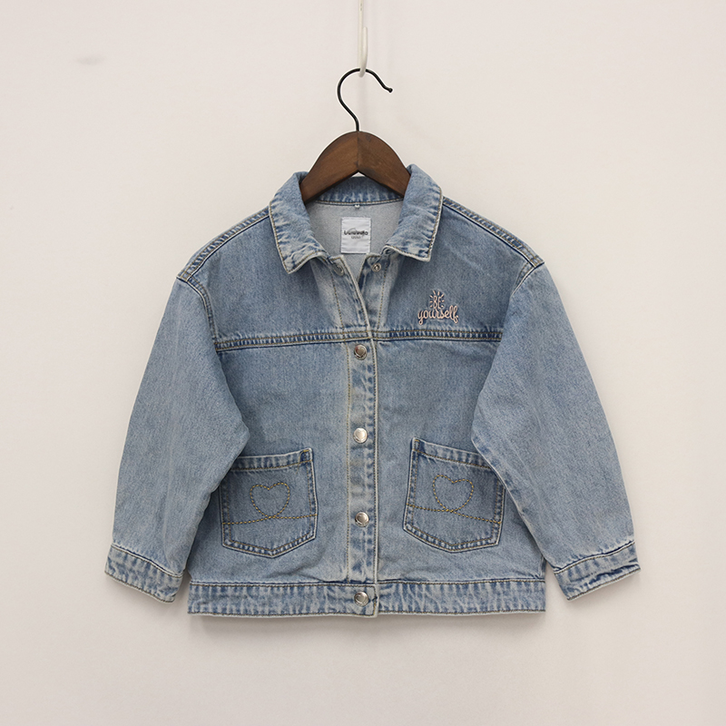 两黄线爱心百搭牛仔外套