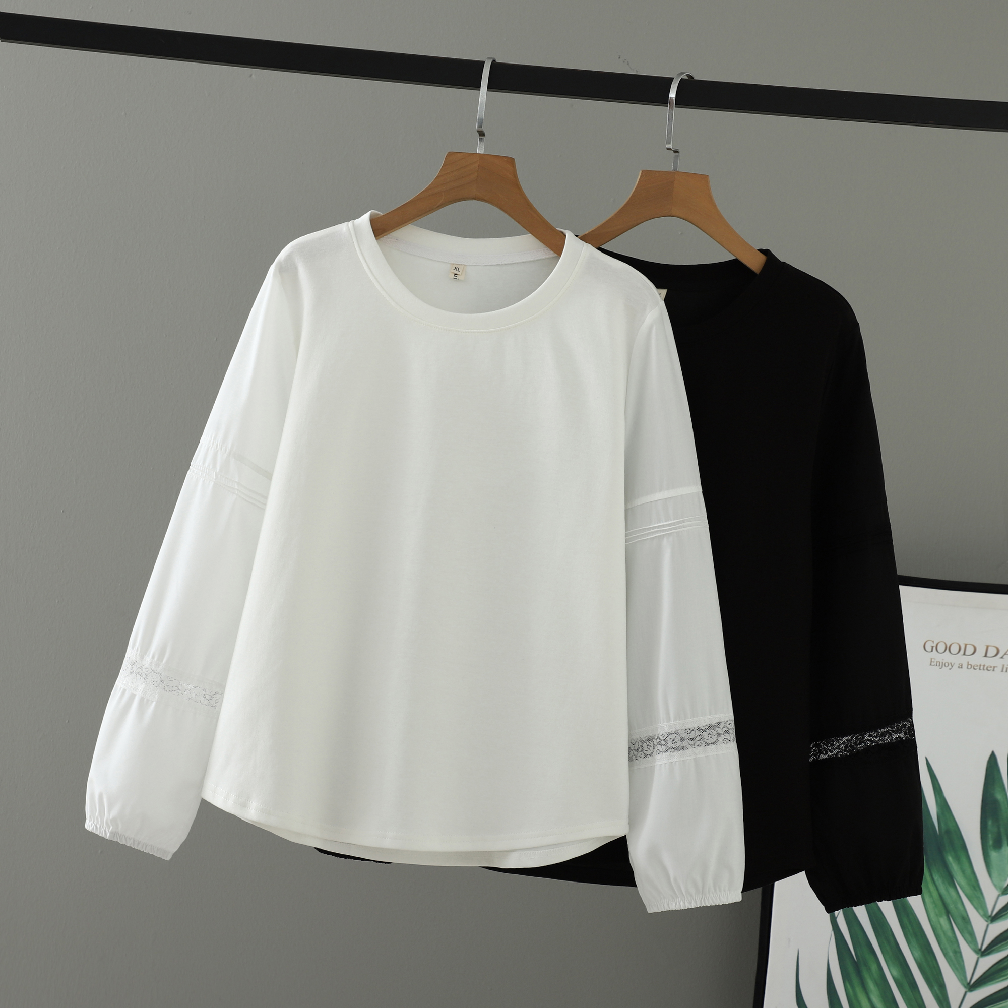 圆领蕾丝拼接女T恤长袖大码上衣