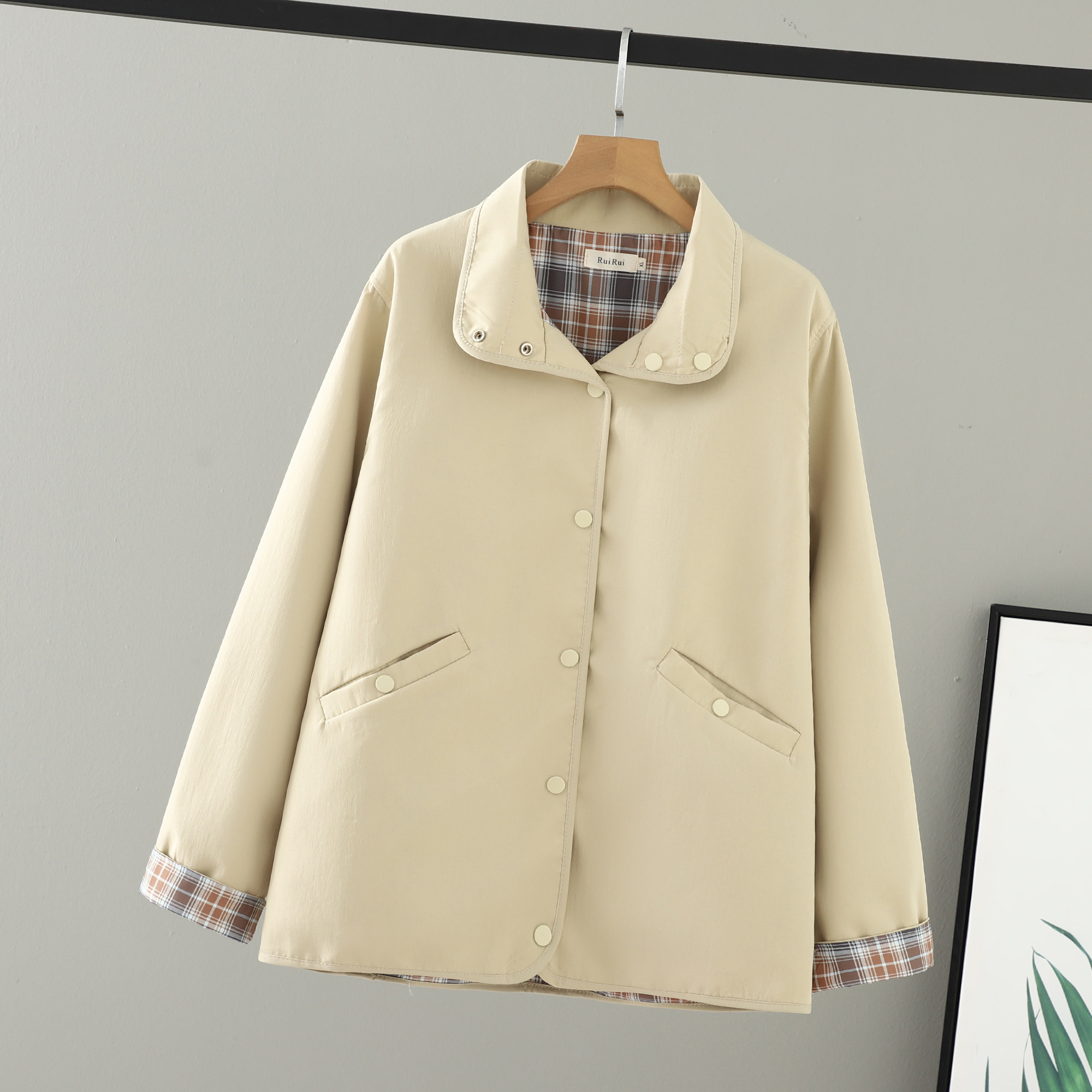 加肥加大码女装胖mm新款2026春装翻领格子上衣女双面两穿中年外套