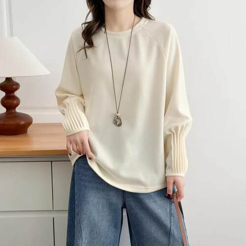 2026春装大码宽松褶皱圆领T恤