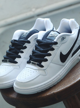 NIKE耐克SB ZOOM AIR LOW OS白黑男子气垫低帮板鞋 HQ6828-100