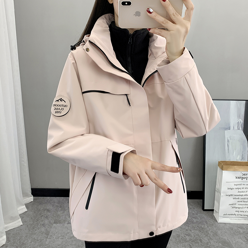 冰雾粉冲锋衣外套女款2025秋冬新款三合一防风防水登山服情侣款