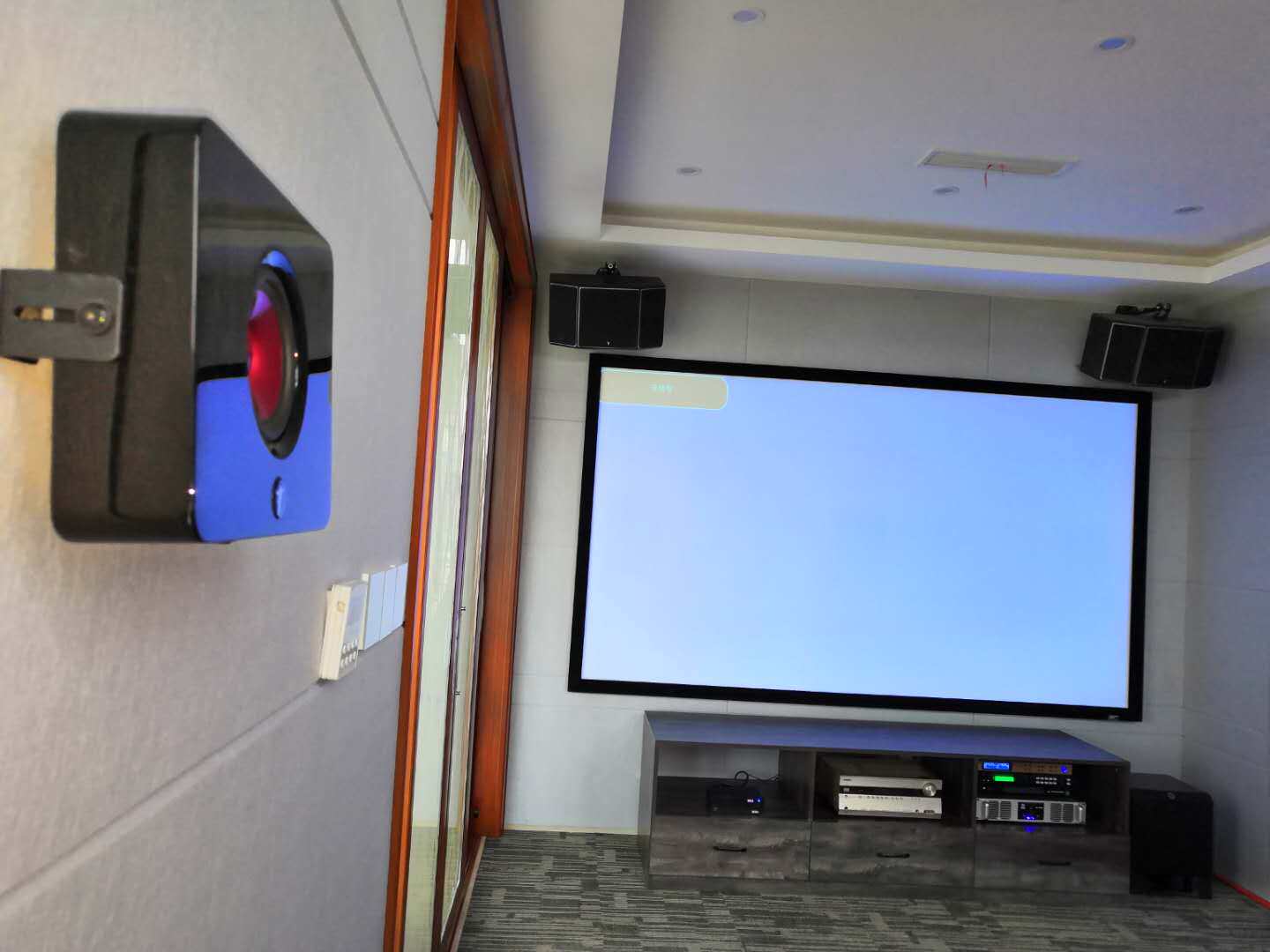 案例：JBL MK10卡拉OK+音乐大师7.1家庭影院+安桥TX-NR686功放