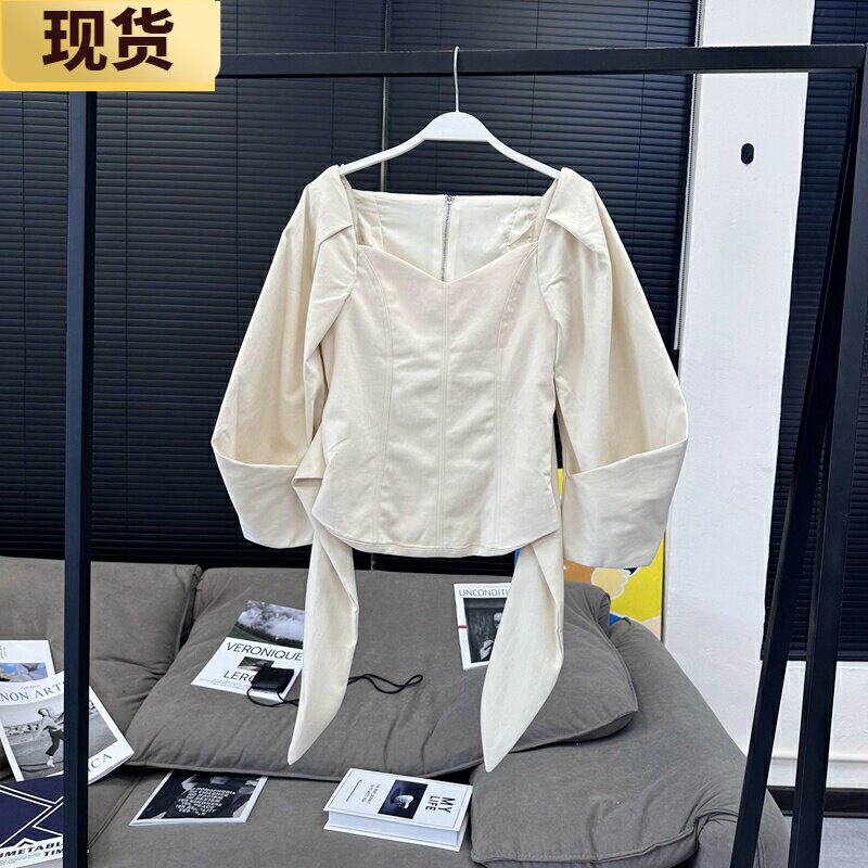 vcruan春夏宫廷露锁骨系带衬衣