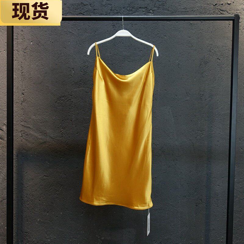 【现货】吊带连衣裙女早春新款炸街出行吊带时髦内搭醋酸连衣裙