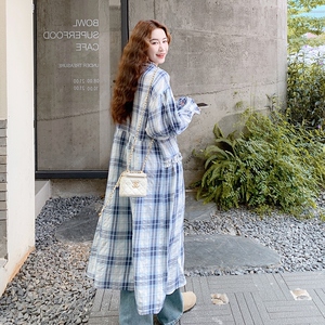 复古格纹木耳边单排扣连衣裙女秋季新款时尚减龄少女风宽松衬衫裙图片