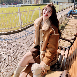 25年冬大货 美拉德牛角扣皮毛一体外套2D116-7265-P185K268图片