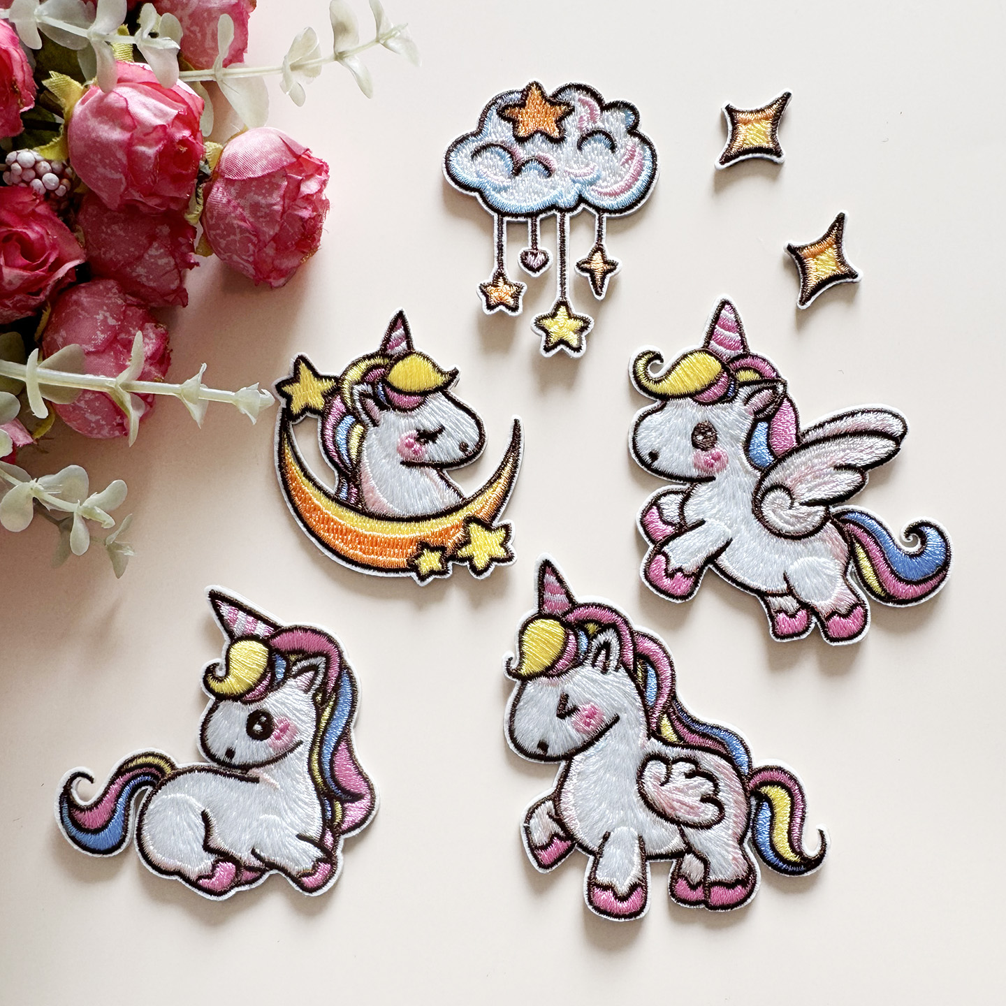 可爱卡通独角兽刺绣布贴