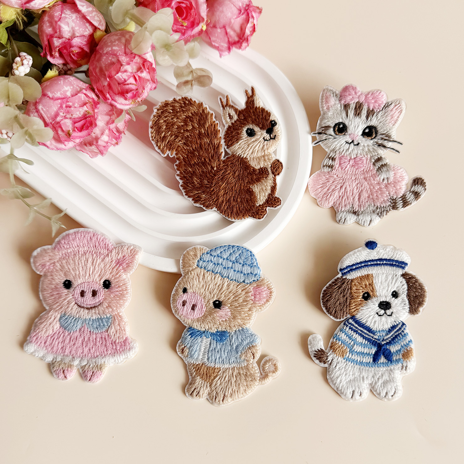 可爱刺绣布贴松鼠卡通贴衣服补丁