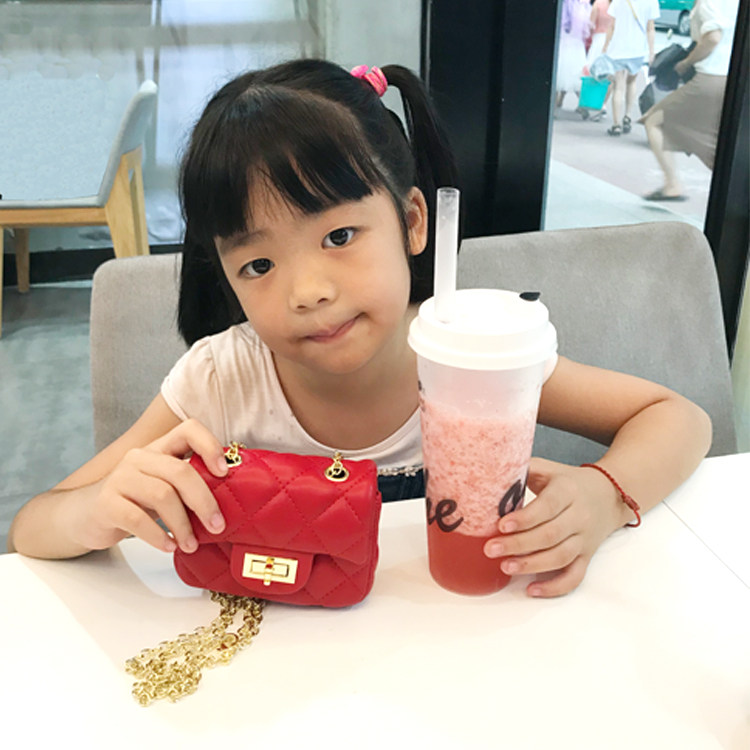 2026韩版菱格链条儿童斜挎包时尚女童公主小包百搭迷你单肩小挎包