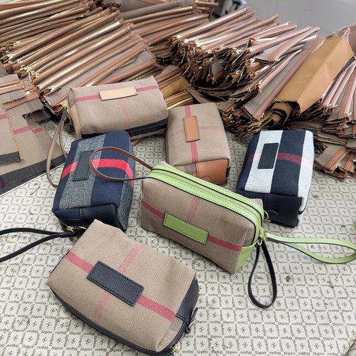 优家小众设计方形麻将手提小包黄麻简约零钱包男女通用收纳包