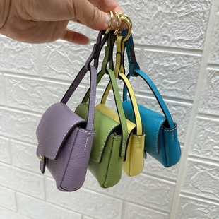 松家同款多巴胺色头层牛皮耳机挂件包时尚迷你mini小饰品包