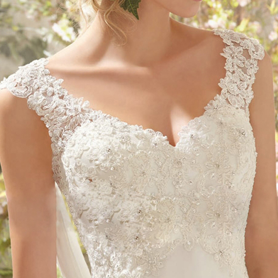 Fashionable evening dress, wedding dress for bride, suit, backless, worn on the shoulder Fashionable evening dress, wedding dress for bride, suit, backless, worn on the shoulder