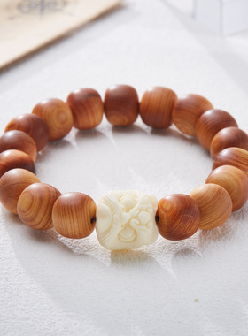 幸运国潮风大颗粒崖柏手链白色大醒狮男款手串外贸爆款饰品义乌