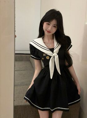 甜辣连衣裙撞色a字学院风