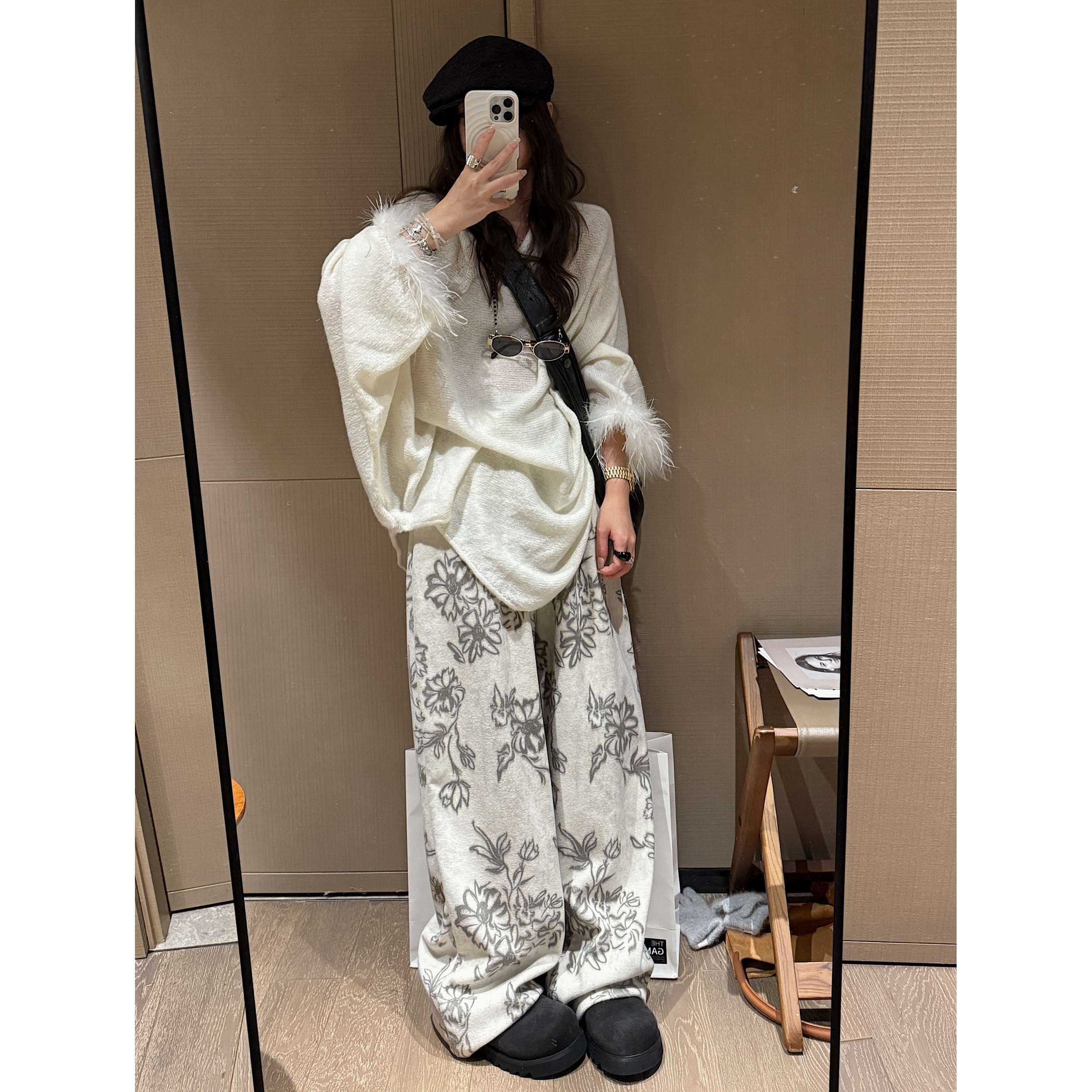 FILLE鸵鸟毛蝙蝠袖毛衣