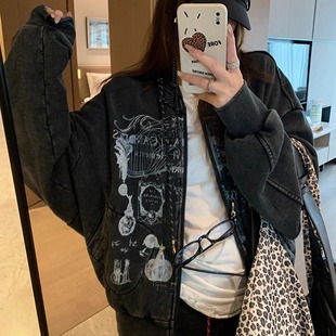 松弛感慵懒棒球领水洗卫衣外套 复古美式 FILLE｜印花蝙蝠袖 开衫