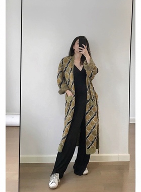 法式长袖时髦感菱形女格马海毛宽松针织开衫外套秋冬季