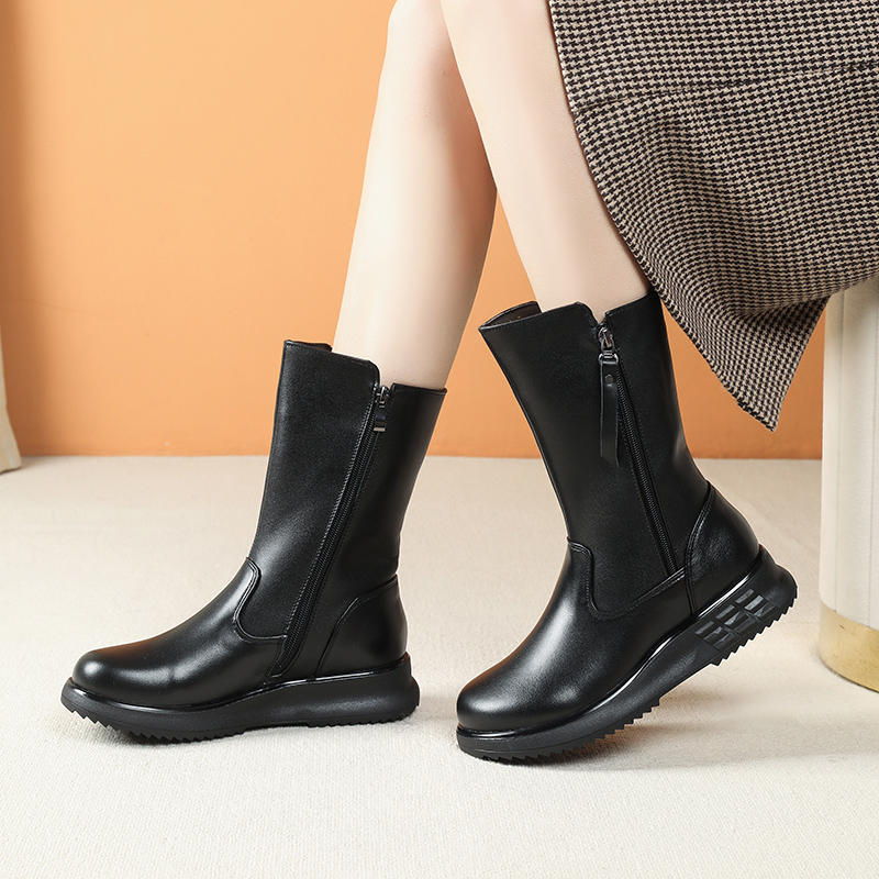 头层牛皮，舒适平底中筒靴
