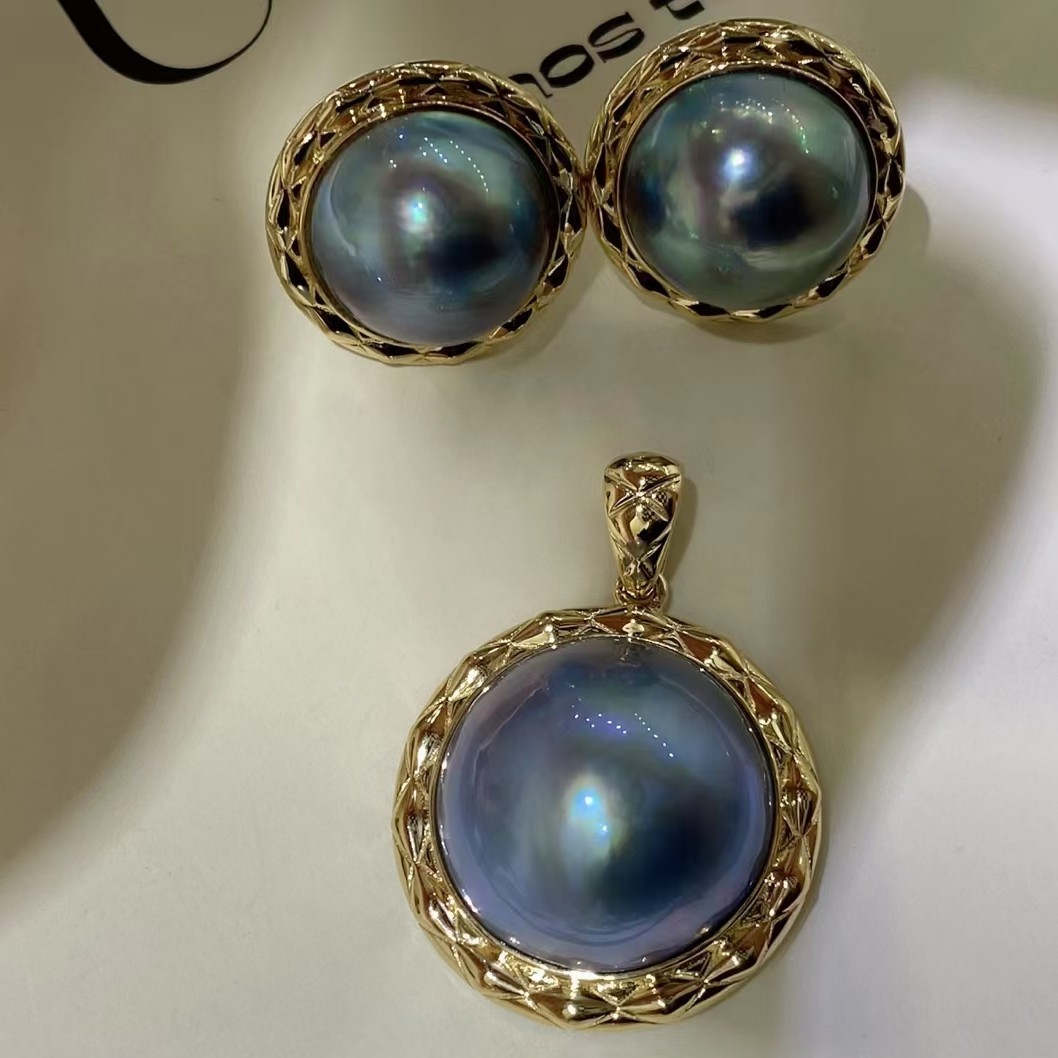 豪华海水马贝18k金星空蓝