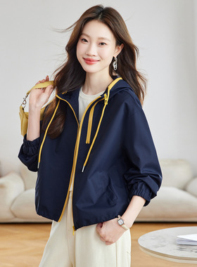 双拉链拼色连帽冲锋衣2025秋新款时尚休闲抽绳设计感外套MZ68875