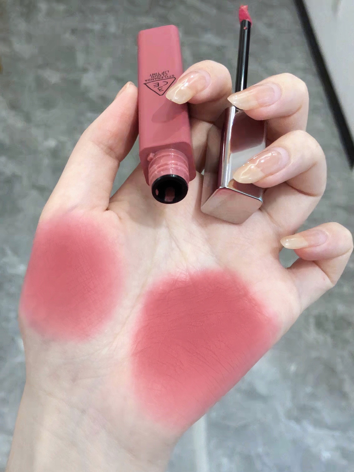 韩国3ce云朵唇釉新色丝绒哑光devotee/cerise秋冬灰粉梅子nodding