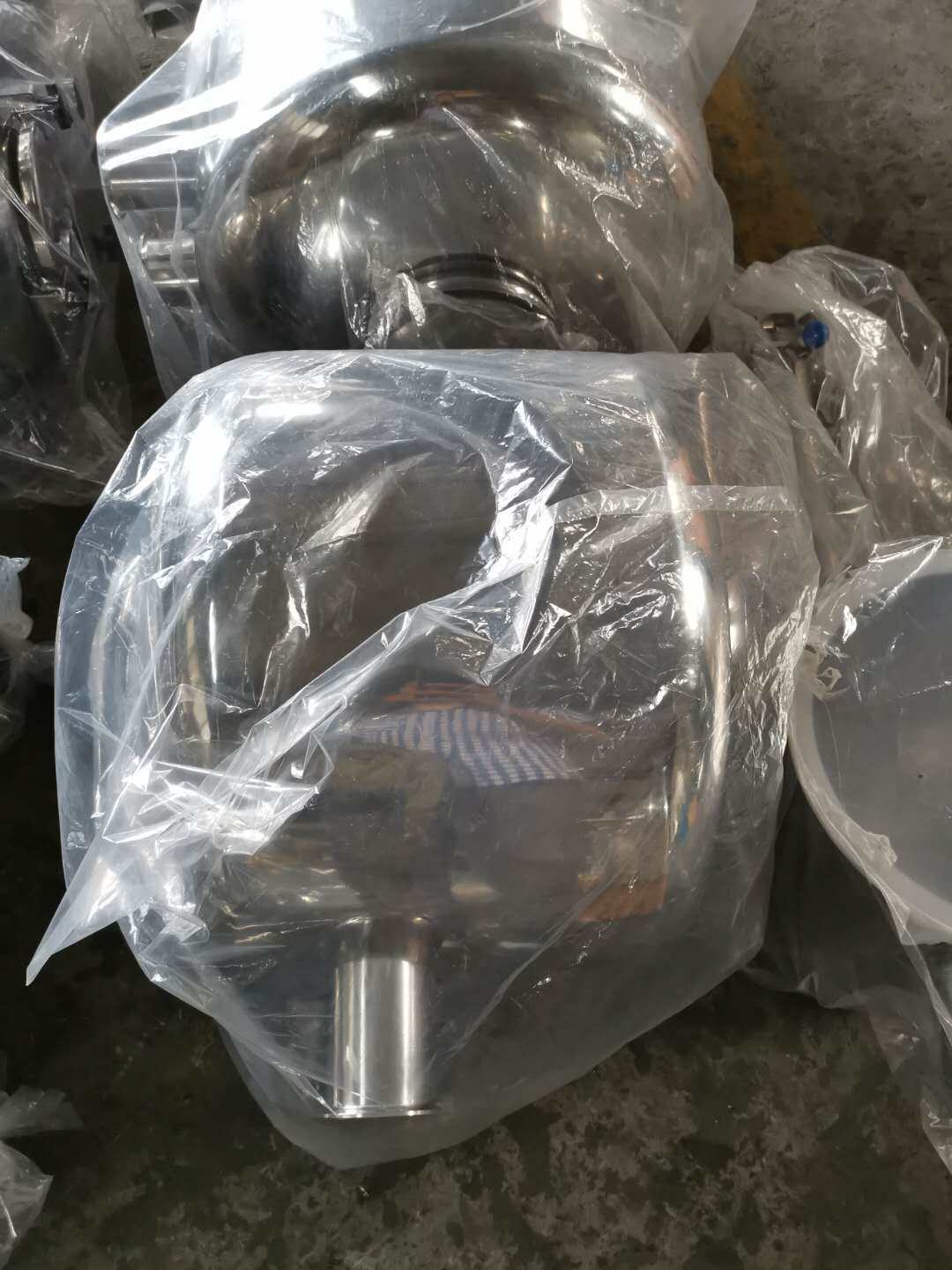 卧式集奶罐挤奶厅100L集乳罐全304不锈钢奶罐博美特利拉伐配套