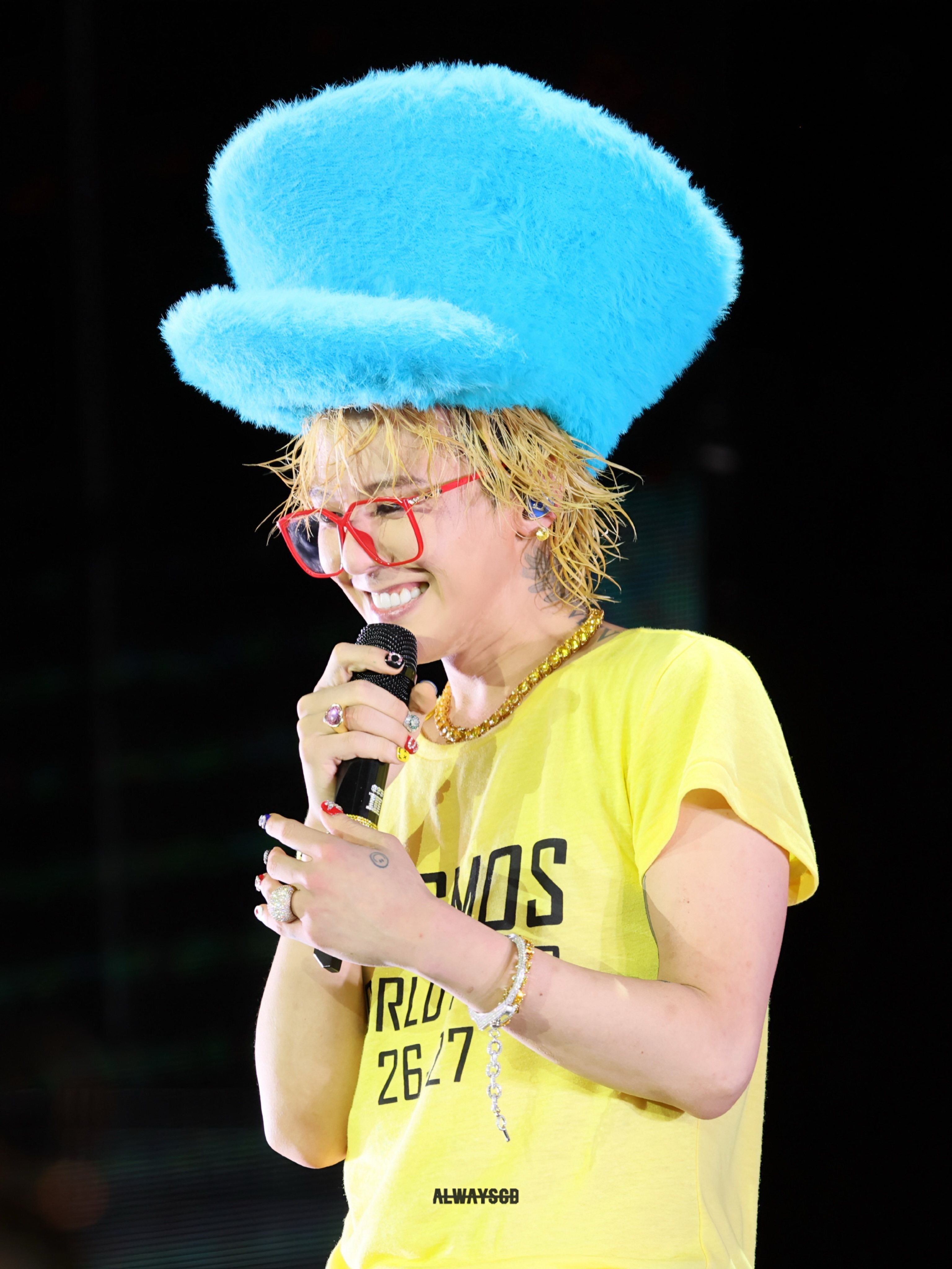 BIGBANG权志龙GD演唱会20周年同款黄色应援物周边短袖T恤上衣服潮