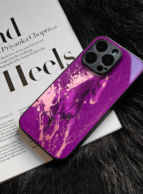 苹果17promax奔马红金玻璃手机壳马年新年祝福有钱适用苹果华为OPPORENO14PRONOVA15proVIVOY300T荣耀500pro