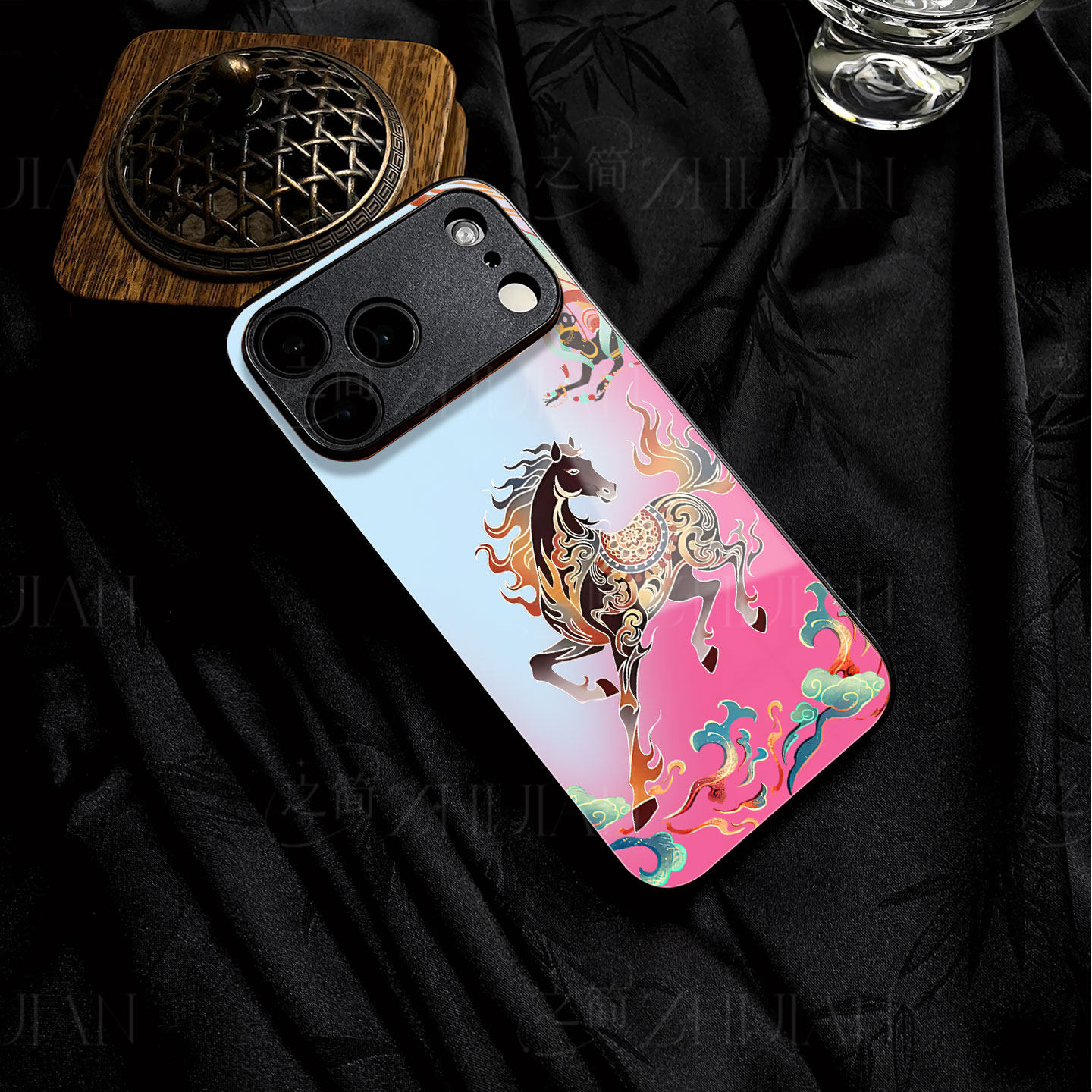 苹果17promax祥云马玻璃手机壳马年新年祝福有钱适用苹果华为VIVOX200PROMINI三星S25PLUS荣耀MAGIC8PRO一加A