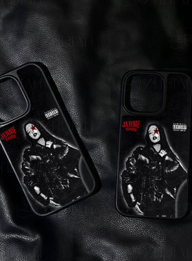 JENNIE暗黑海报手机壳大孔电镀黑框碳纤纹二合一磁吸适用苹果17promax华为PURA80ULTRAPURA70PROPLUS小米15PR