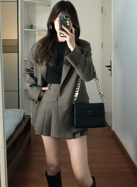 韩系小个子灰色西装套装裙女春秋新款高级感休闲百褶短裙两件套