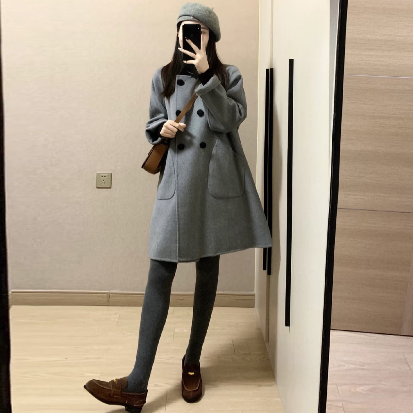 学院风撞色双排扣大口袋毛呢外套