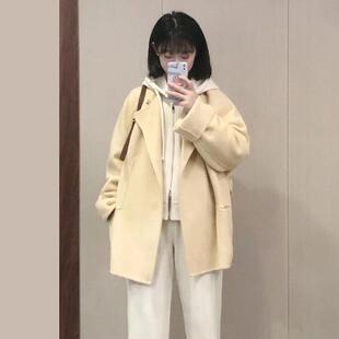 高级感黄色毛呢外套女冬季新款中长款系带斗篷型呢子大衣小个子