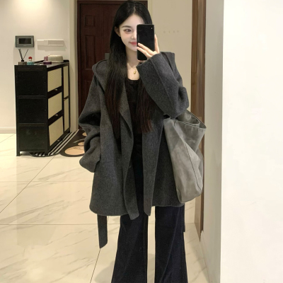 小个子灰色连帽毛呢外套女秋冬装